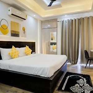 The Empire Studioz Golf Course Road With Kitchen & Balcony One Horizon Center Paras Hospital Cyber Gurgaon